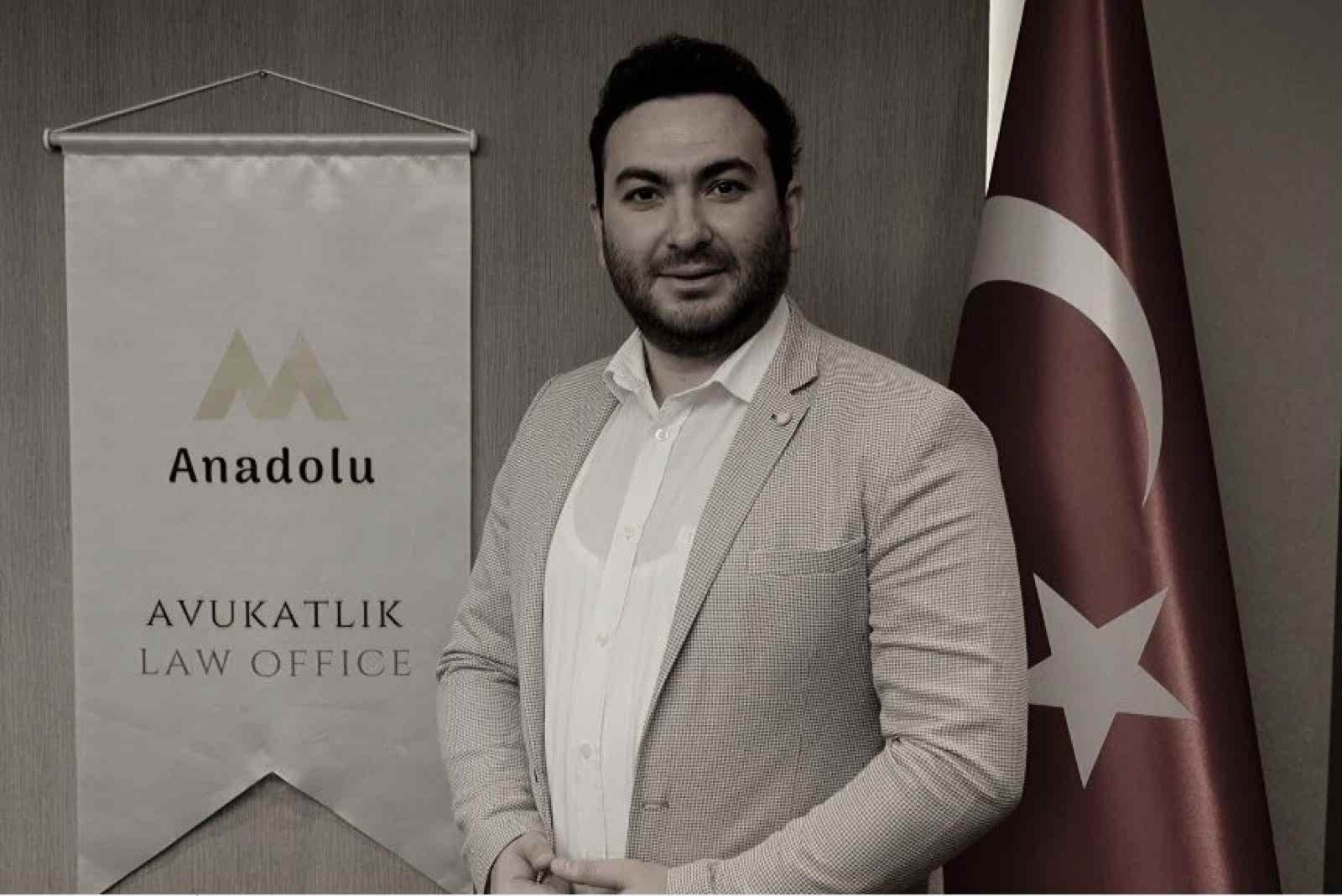 Avukat Emrecan Genez